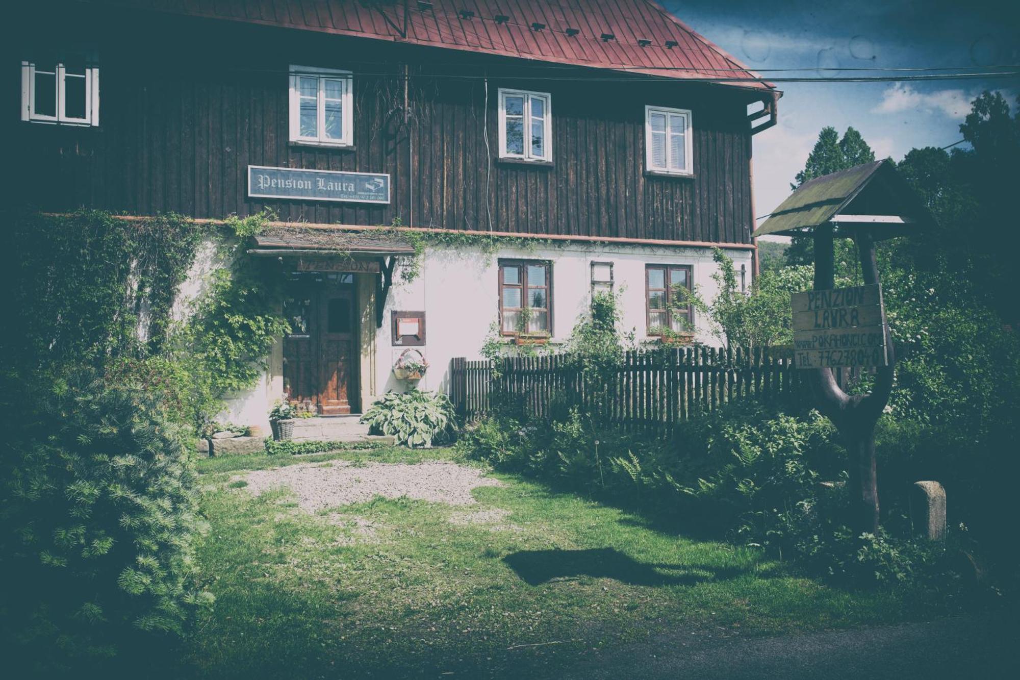 Pension Laura Chribská Exterior foto