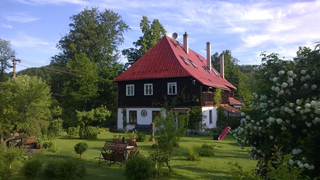 Pension Laura Chribská Exterior foto